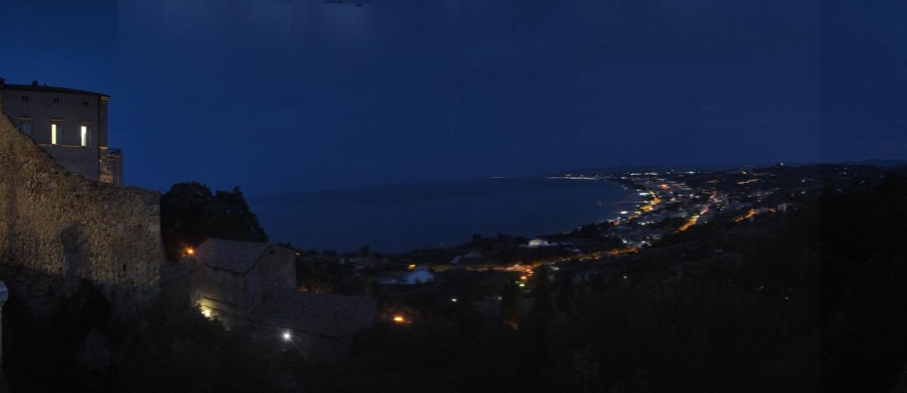 La Puteka Short Rent Nel Cuore Di Vasto Exteriör bild